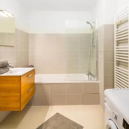 Les 360 - 16: Bo Immobilier Multipass Summer 2024 Apartment Chatel